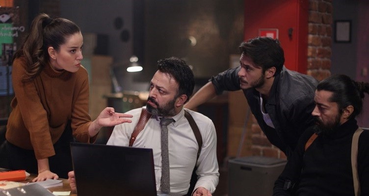 Çember Dizisi