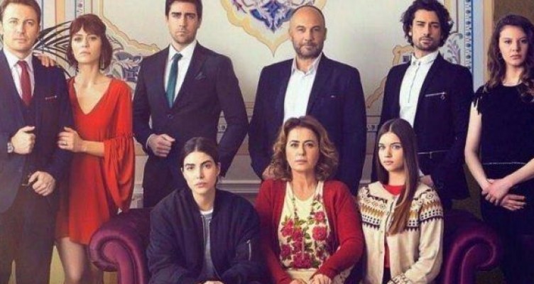 Fazilet Hanım ve Kızları  Dizisi